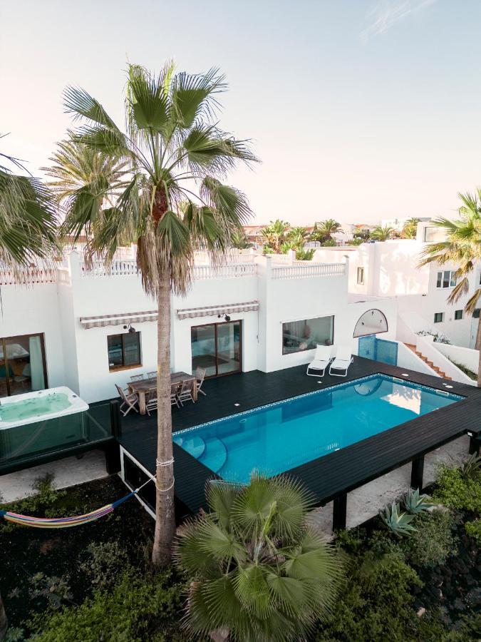 Flamencos By Veaco- Beachfront&pool * Corralejo